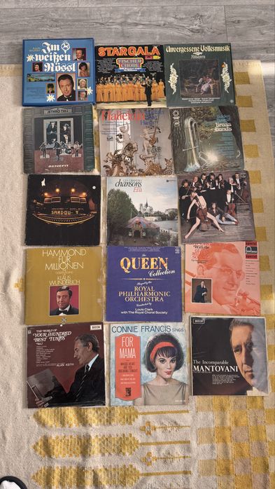 Vinil -uri muzica colectie , vinil gramofon sau patefon