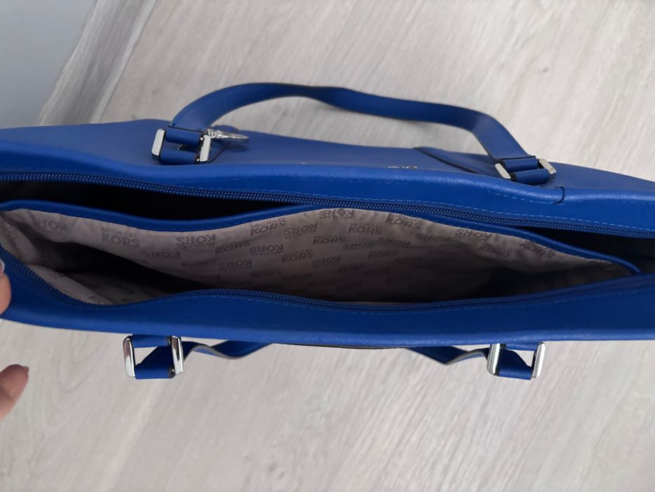 Оригинална чанта Michael Kors Естествена кожа, синя, голям размер