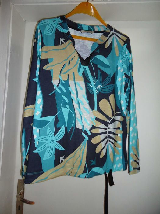 нови пуловери/ блузки