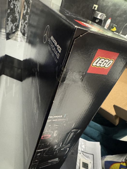 Lego technic f1 42206 и 42171 mercedes redbull ново