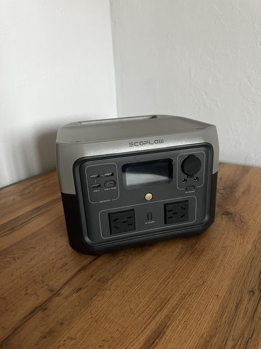 Продам Ecoflow river 2 max и сонечную панель ecoflow 100 w