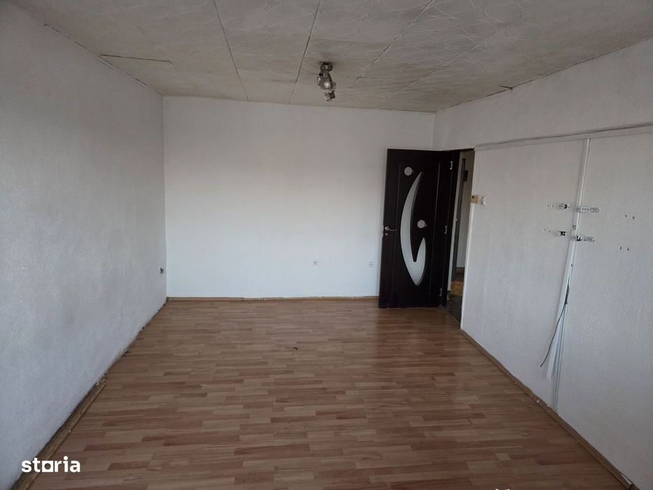 De vânzare apartament 2 camere Decomandat Cartier Obor — fotografia 3