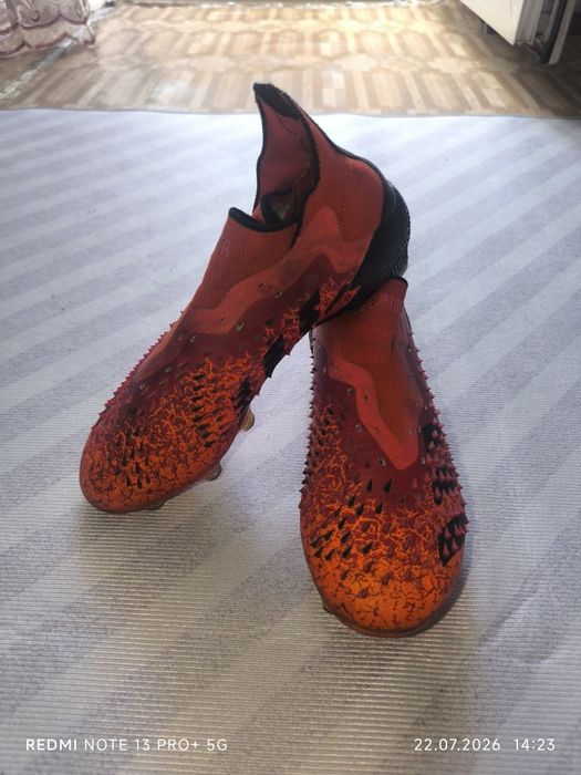 Бутсы adidas prebator