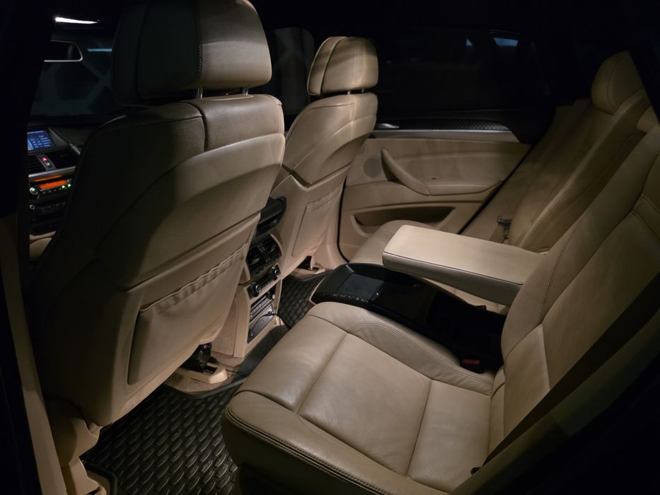 BMW X6 xdrive 35, мотор 3 twin turbo, 306 л.с.