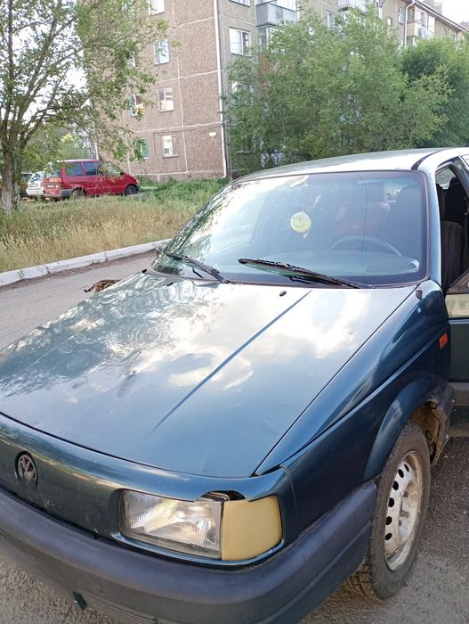 Автомобиль Пассат Б3 1,8 моно.1989г.