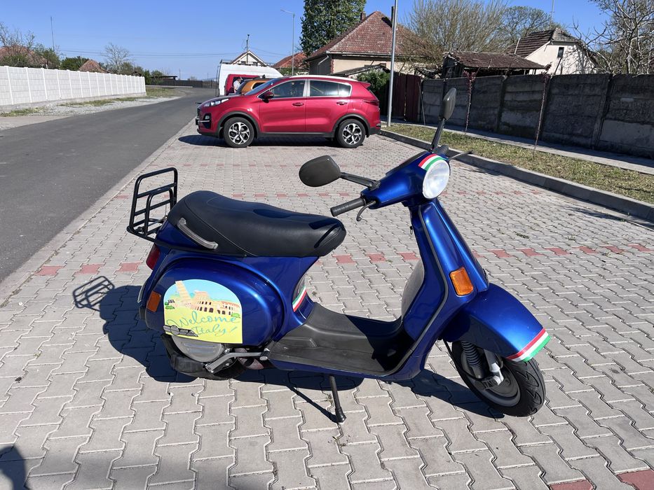 Scuter Piaggio Vespa Cosa 200