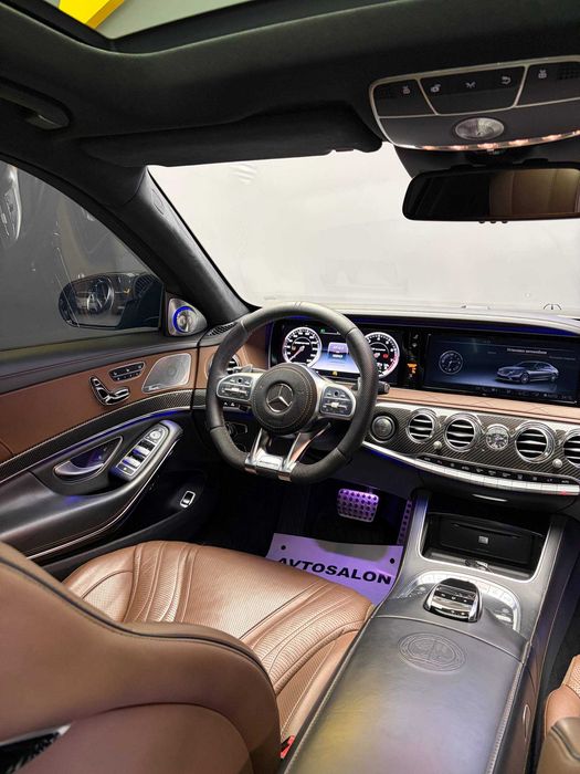 Mercedes Benz W222 S560