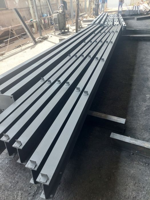 Structurii metalice la comanda sau stoc