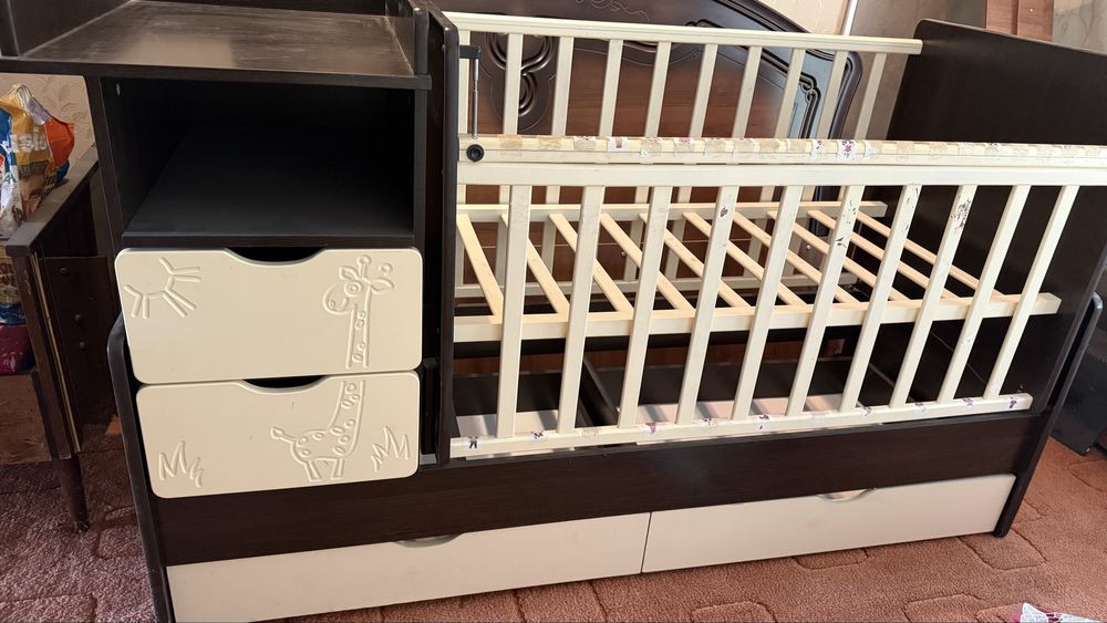 Продам детскую кровать