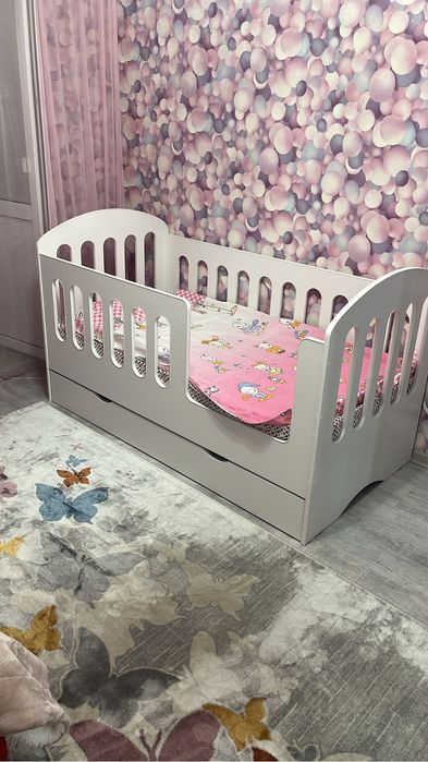 Продам кровать , новая,