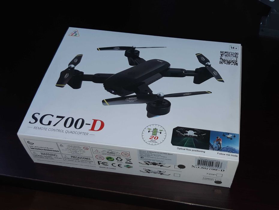 Дрон XMART, модел SG700-D, сгъваем