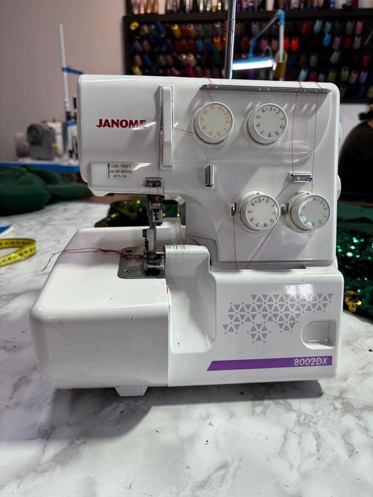 Оверлог бытовой.