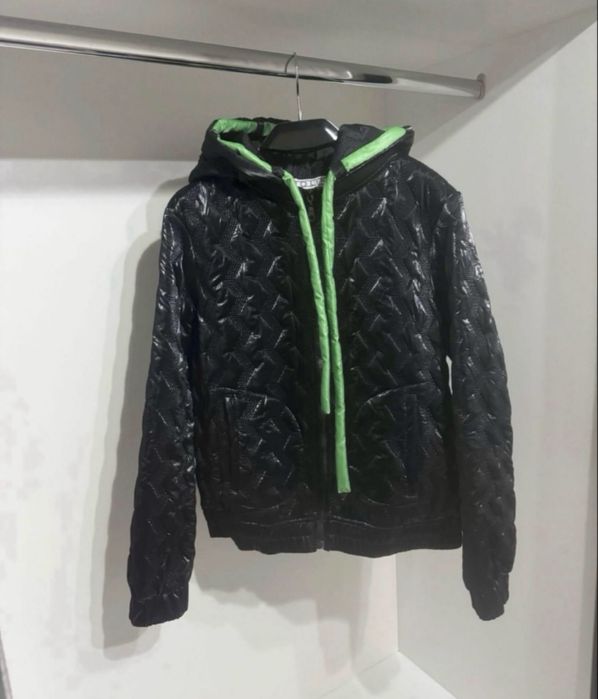 Куртка женская плащевка