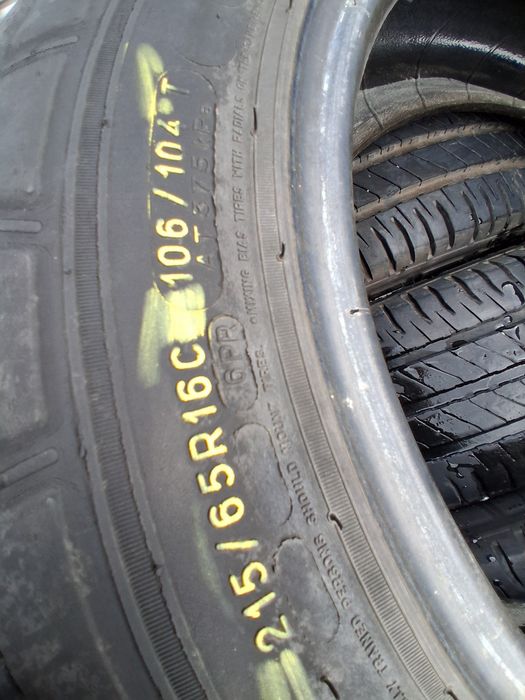 215 65 16С за БУС   Michelin  4броя летни дот 2022г
