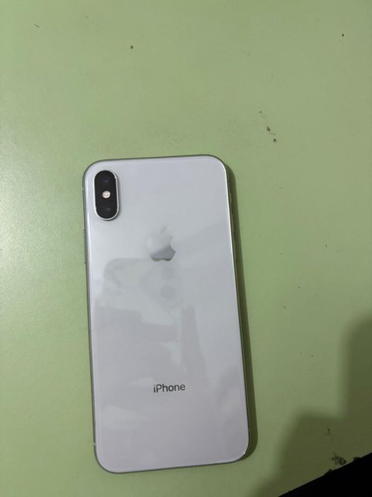 Продам айфон X хороший