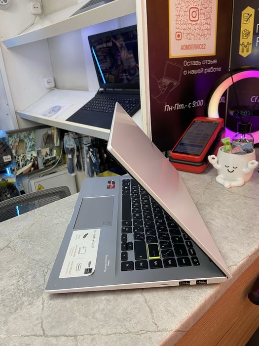Продам ноутбук ASUS VivoBook