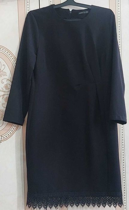 Продам школьное платье