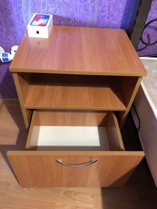 Тумбы на роликах