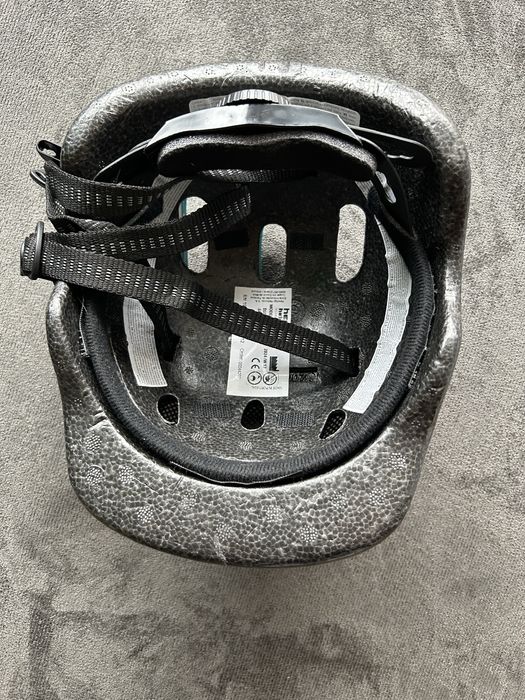 Чисто нова детска каска р-р XXS