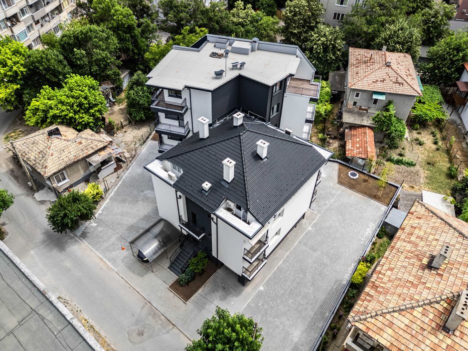 Продава се Тристаен апартамент в Търговище, Боровец - 146 кв.м за 886 €/кв.м - Снимка #1