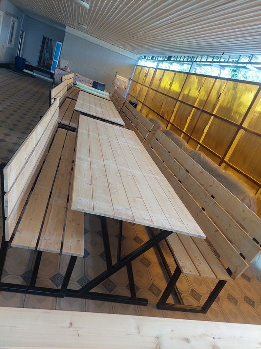 Навес. забор. стол со стульями.