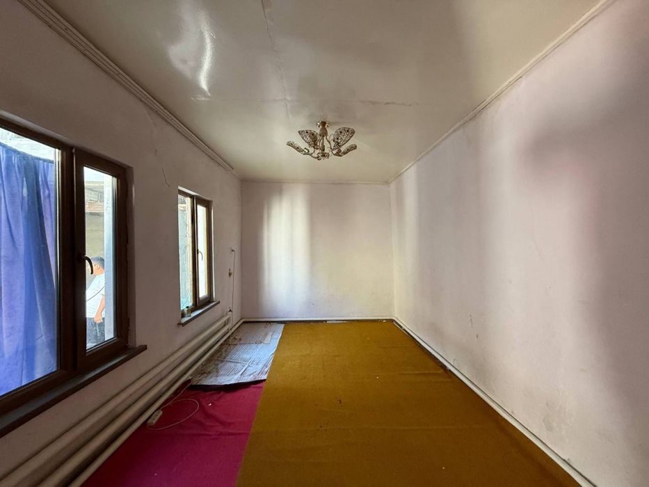 Tayyor 2.1 sotiqli hovli sotiladi