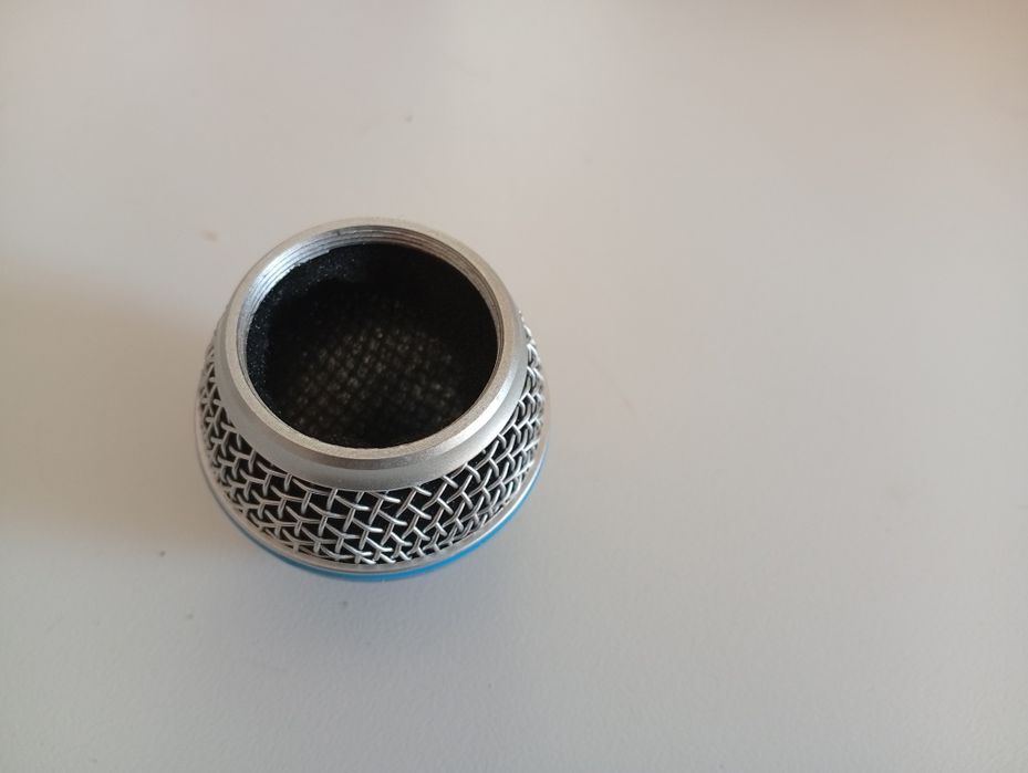 Site,grile microfon beta 58 și SM 58