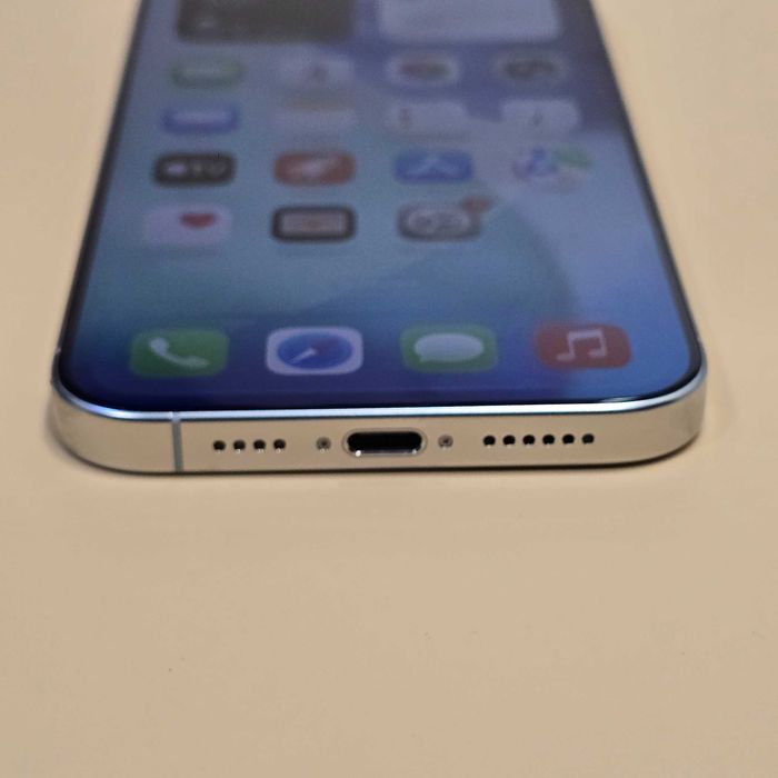 Hope Amanet P8 Iphone 16 Pro Max 256 Gb 97%