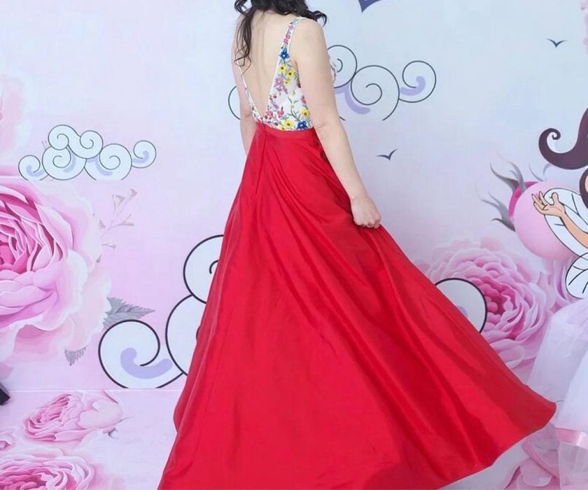 Вечернее платье, подойдет на выпускной