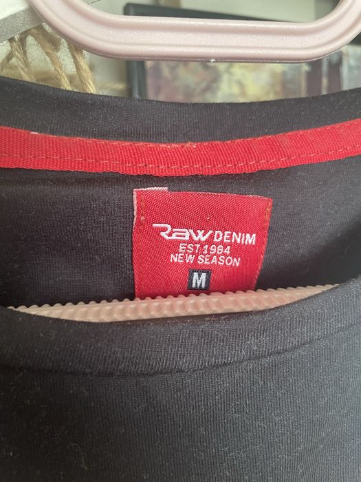 Дамска тениска RAW