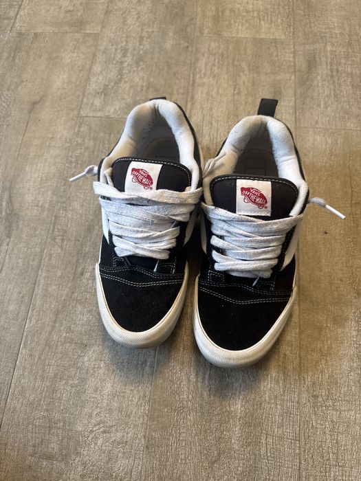 Vans knu skool noi purtati odata negru cu alb