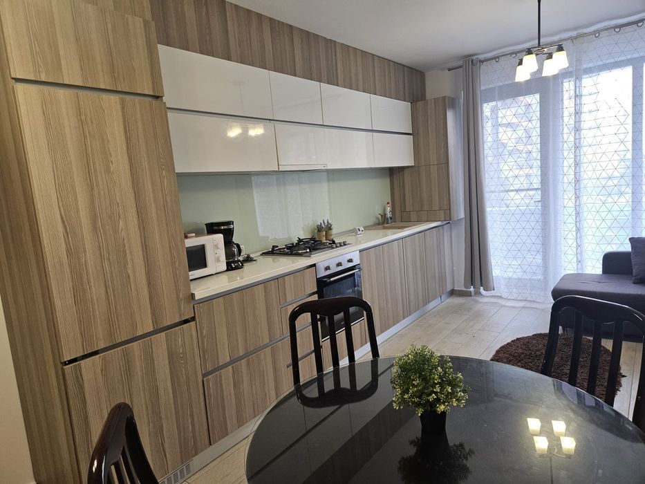 Inchiriez apartament 2 camere Mamaia