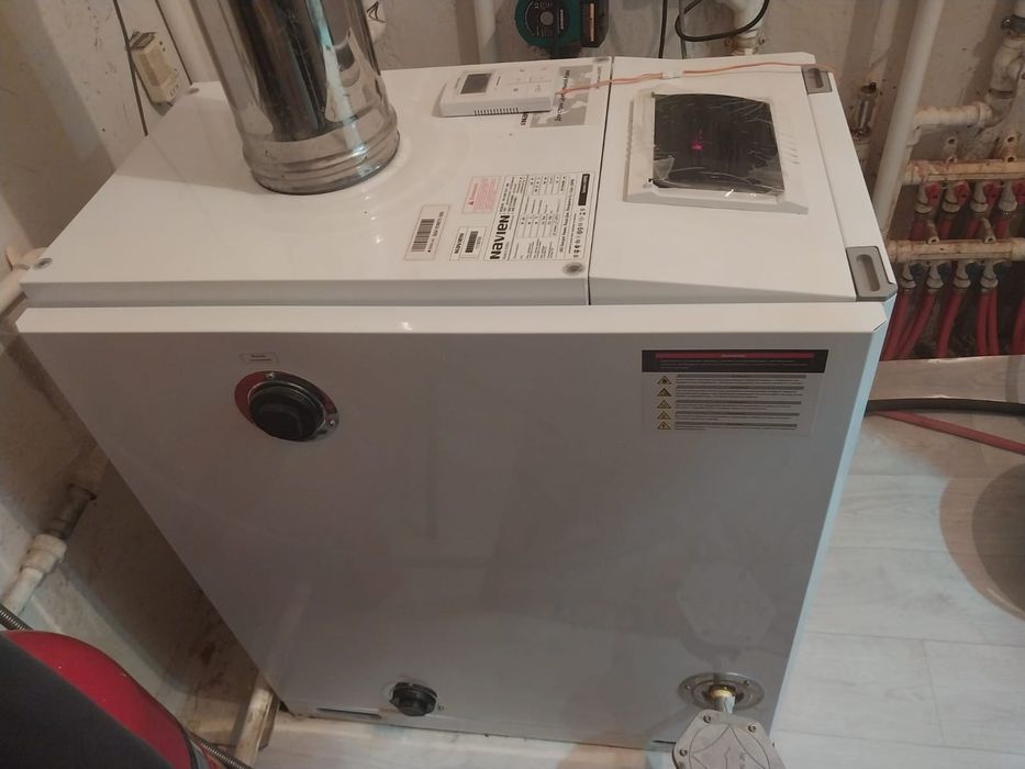 Продам котел напольный