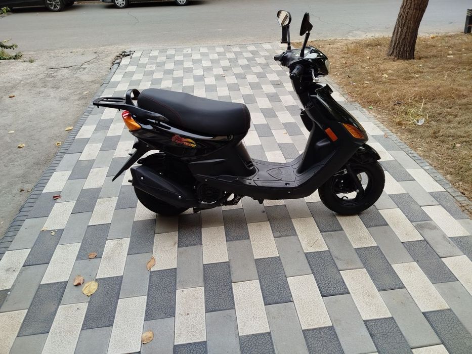 Продам скутер метеор