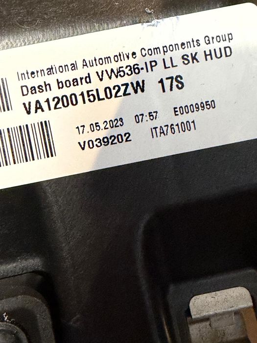 Plansa bord vw touareg 2018-2026