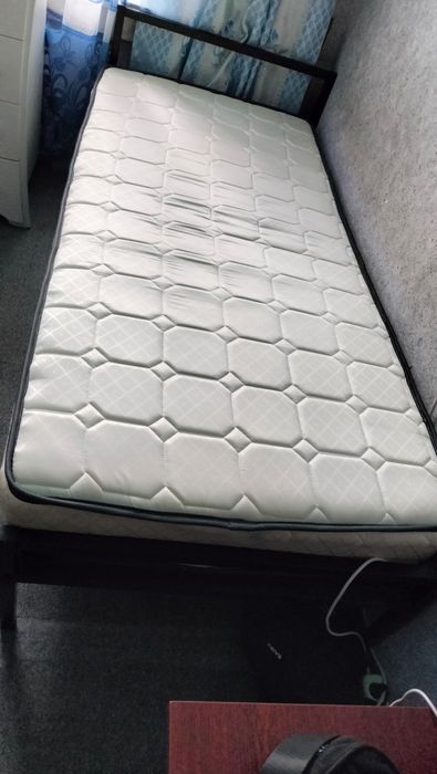 Продаётся МАТРАС