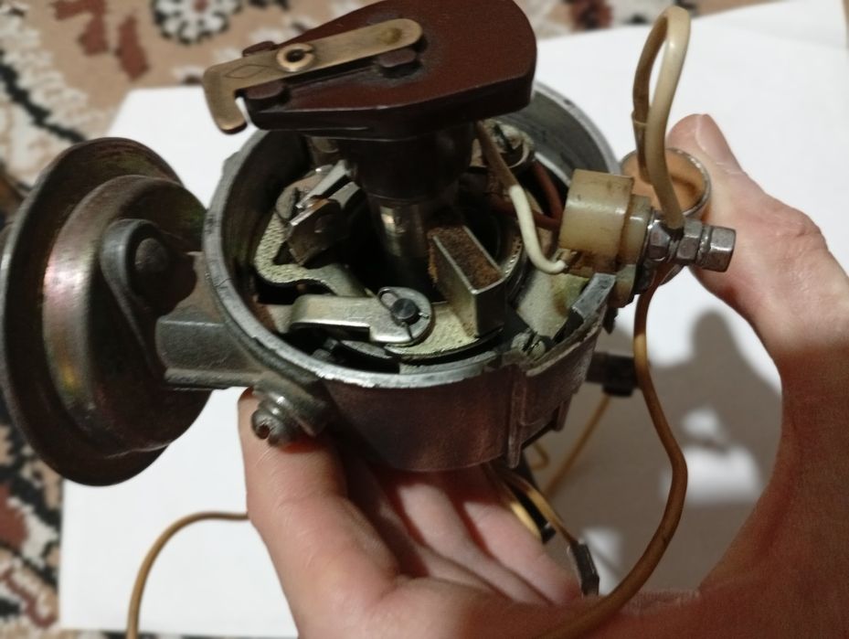 Распределитель зажигания трамблёр