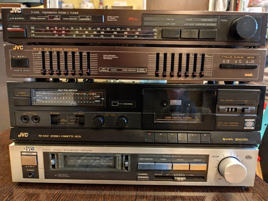 vînd linie jvc made in japan