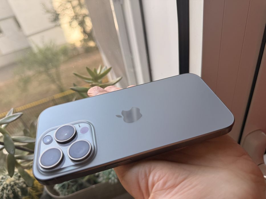 Iphone 15 Pro Titanium