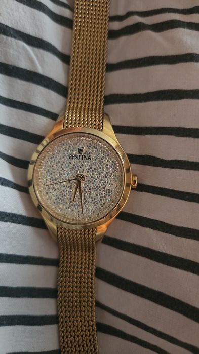 Ceas Festina ,dama