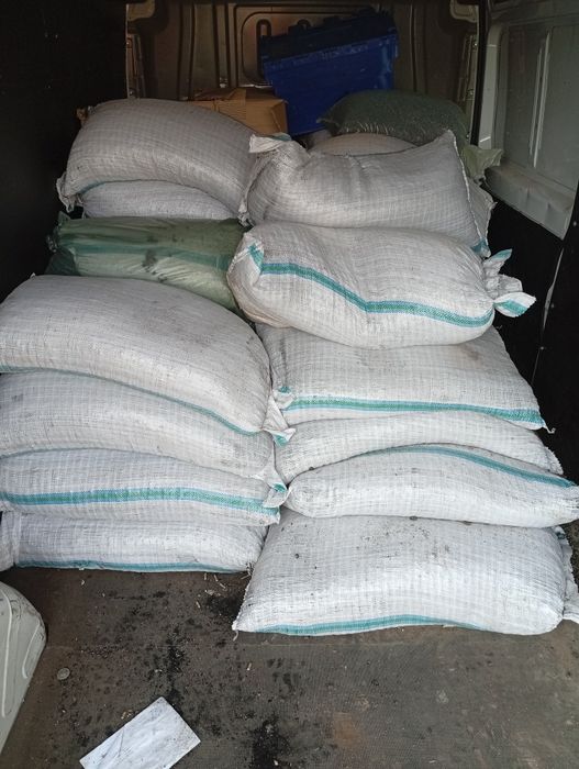 Peleti floarea soarelui 1 leu /kg