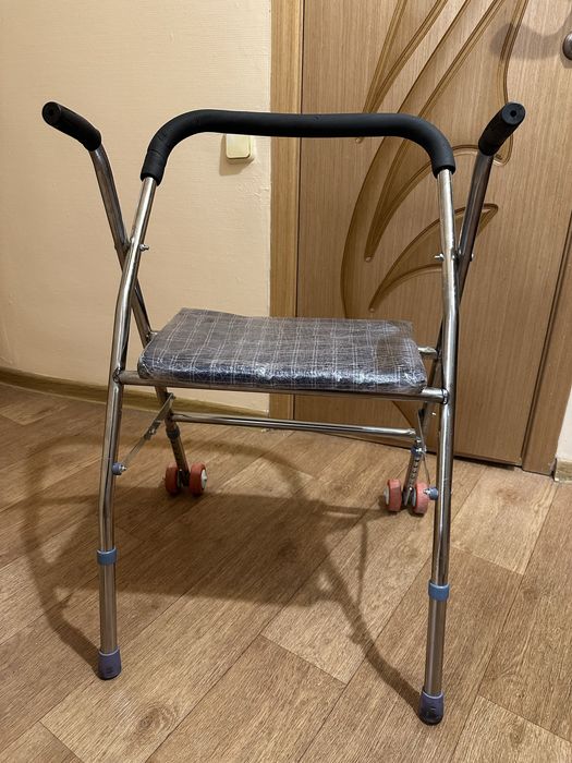 Продам костыли для взрослых