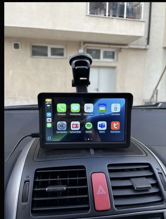 Универсална мултимедия за кола с камера