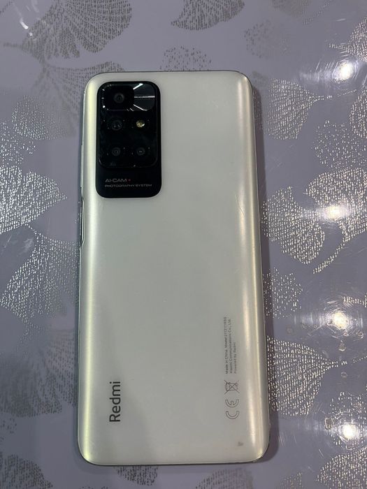 Продам срочно телефон