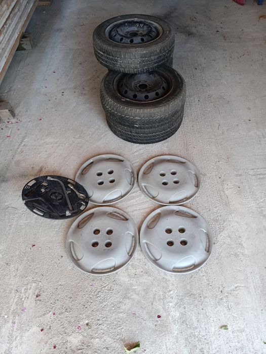 Roți fiat punto  cu capace 5buc