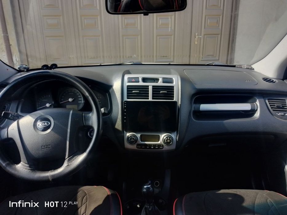 Kia sportege  2008 sotiladi