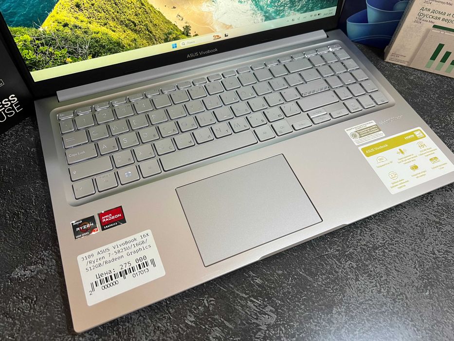 Ноутбук бизнес-класса ASUS VivoBook 15 /Ryzen 7-5825U/16GB/512GB/RG