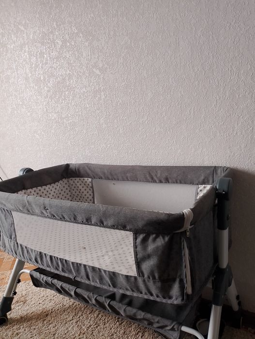 Детская кроватка манеж