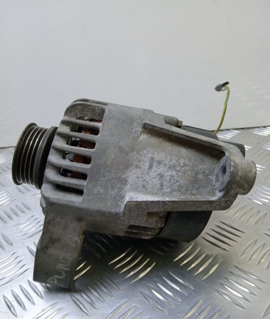 Alternator 63321600 Fiat Punto a 2-a generatie