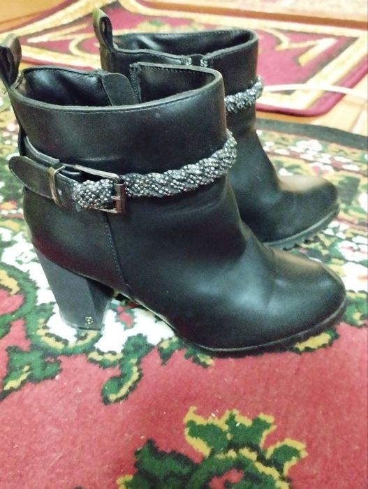 Зимний .  сапоги